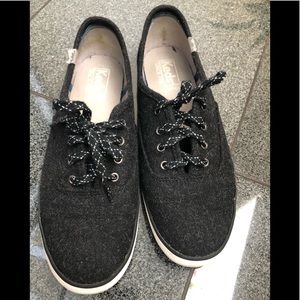 Dark gray wool blend keds